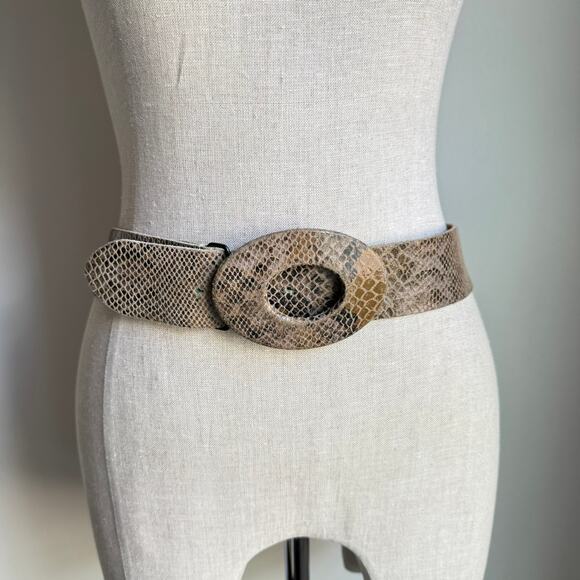 Chico’s Genuine Leather Snakeskin Print Belt Oval Buckle Size Small - Picture 3 of 7